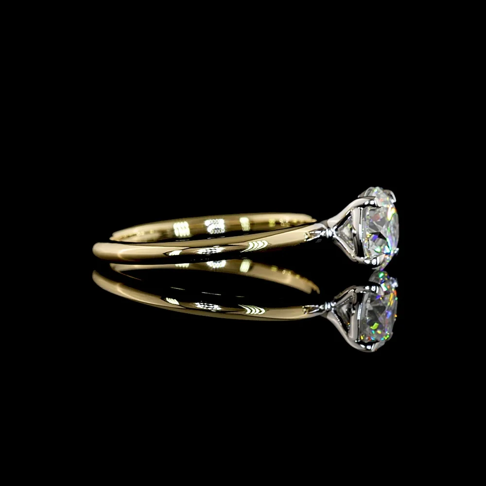 14K Two Tone Round Brilliant Cut Lab Diamond Solitaire Ring - 1.25 Carat D VVS2 IGI Certified - Covaloro Fine Jewelry - Image 3