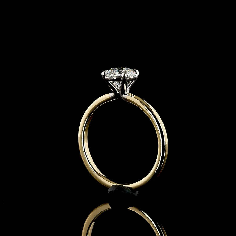 14K Two-Tone Yellow and White Gold Solitaire Ring with 1.01 Carat Round Brilliant Lab Diamond D VVS2 - IGI Certified - Covaloro Fine Jewelry - Image 3