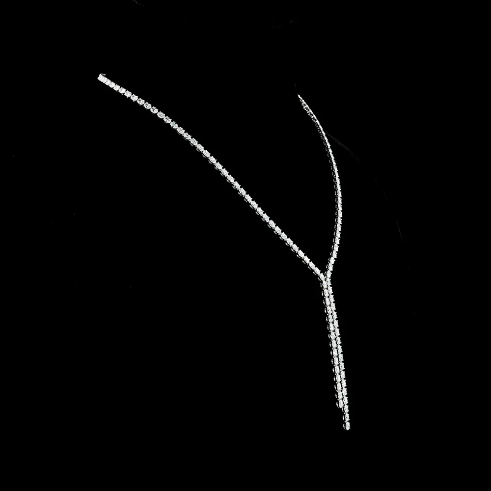14K White Gold 18-Inch Lariat Necklace with 136 Prong-Set Oval Cut Lab Diamonds - 14.37 Carat Total Weight, E-F Color VS Clarity - Covaloro Fine Jewelry - Image 3