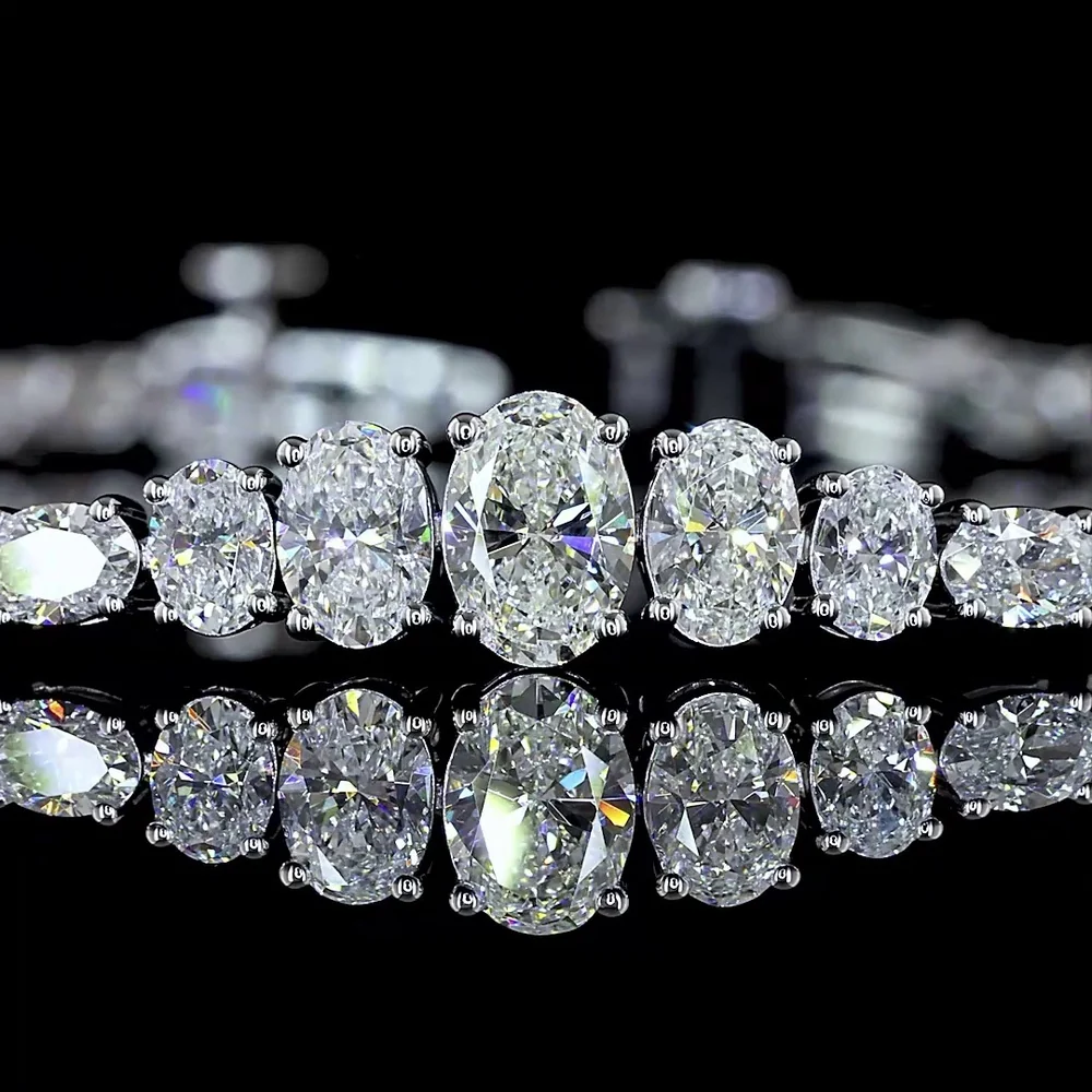 14K White Gold 7.5" Riviera Bracelet with 50 Graduated Oval Cut Lab Diamonds - 4.63 Carats Total Diamond Weight - Covaloro Fine Jewelry - Image 2