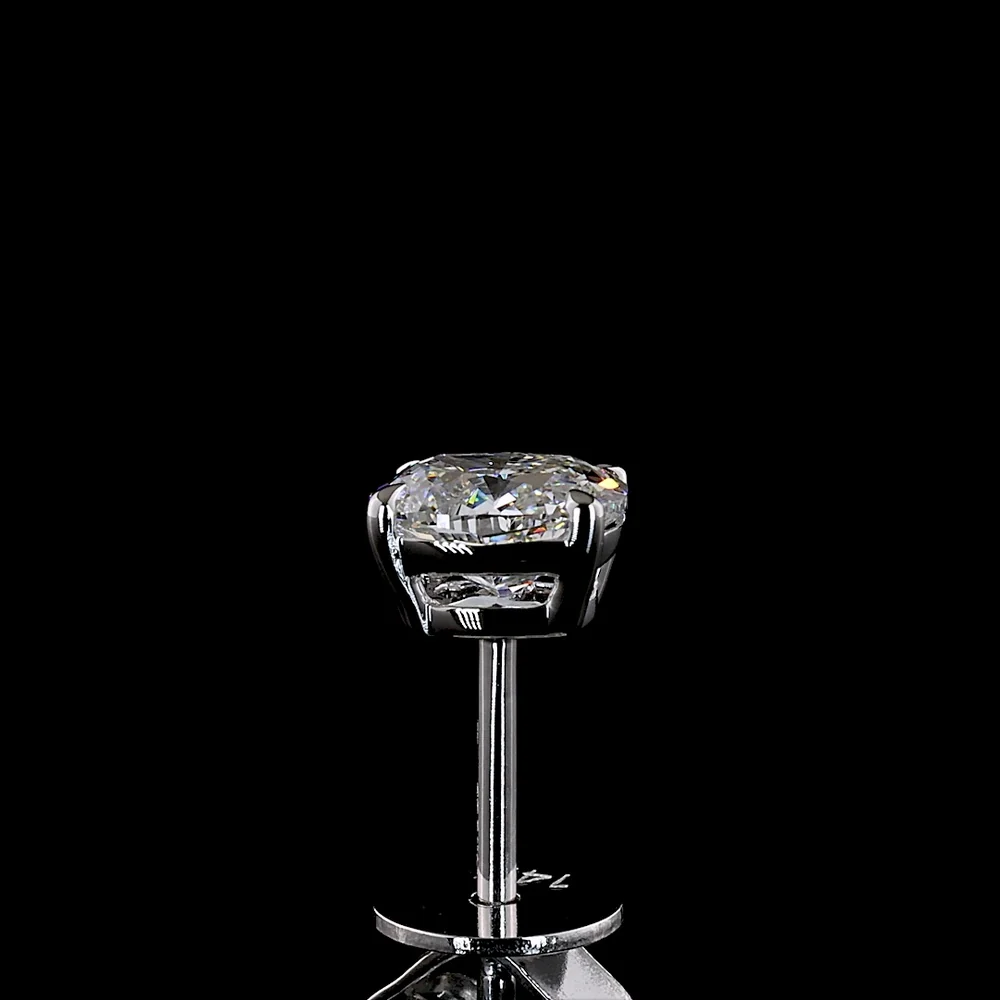 14K White Gold Cushion Brilliant Cut Lab Diamond Stud Earrings - 1.06 Total Carat Weight, D VVS2 Clarity, IGI Certified - Covaloro Fine Jewelry - Image 4