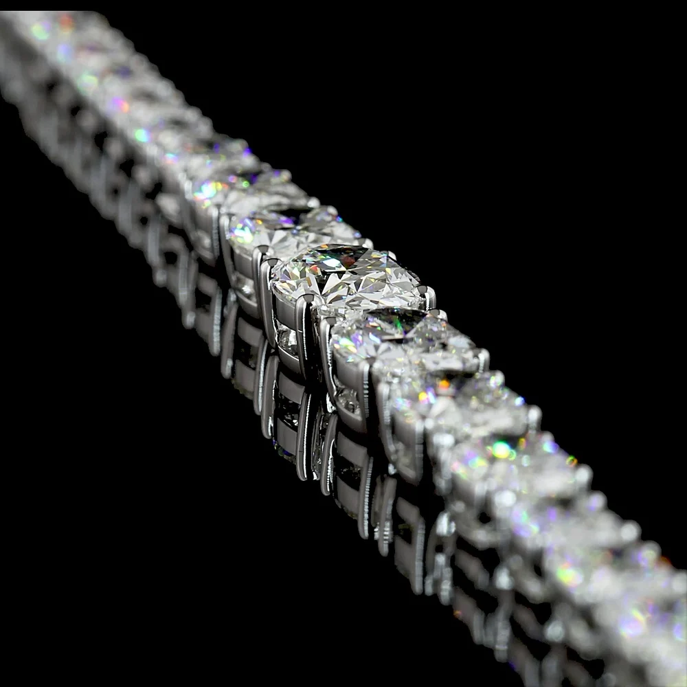 14K White Gold Riviera Necklace with 59 Graduated Oval Cut Lab Diamonds in East-West Setting - 12.33 Carat Total Weight - Covaloro Fine Jewelry - Image 3