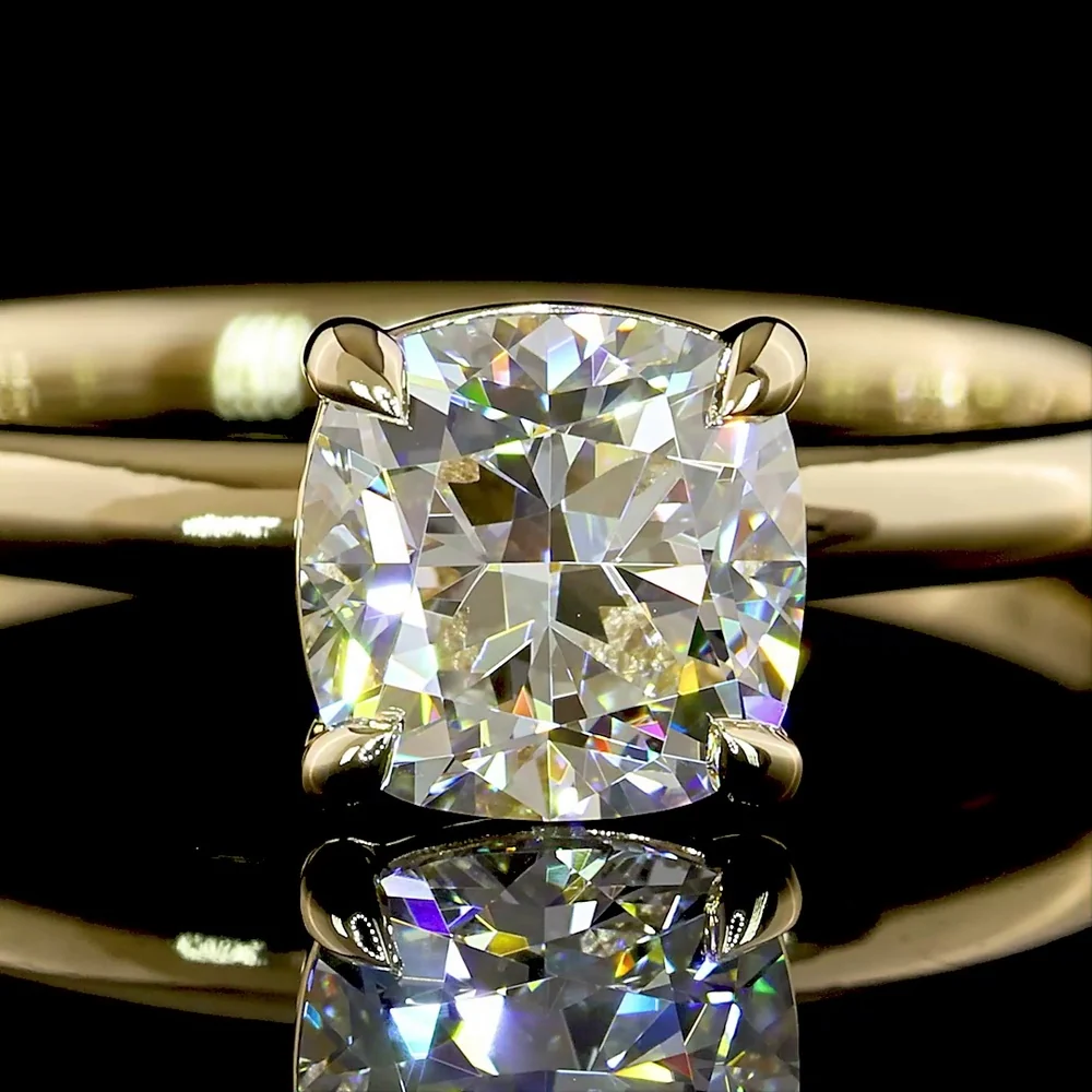 14K Yellow Gold 1.08 Carat Square Cushion Brilliant Cut Lab Diamond Solitaire Ring - IGI Certified D VVS2 - Covaloro Fine Jewelry - Image 2