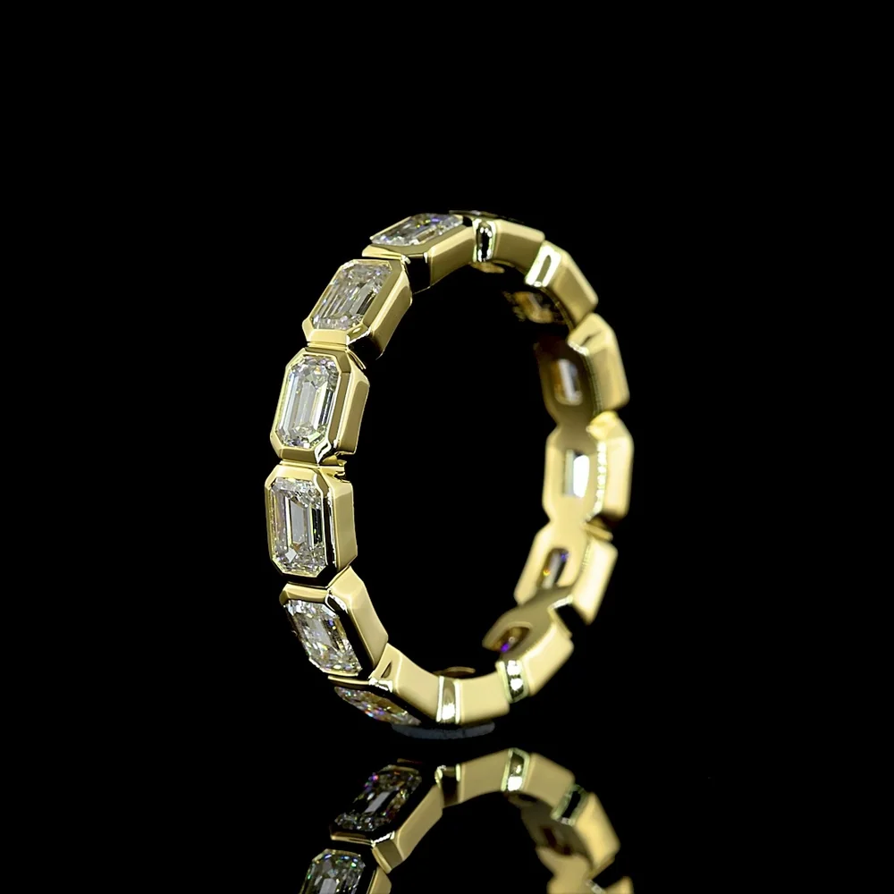 14K Yellow Gold Emerald-Cut Lab Diamond Eternity Band with East-West Bezel Setting - 2.13 Carat Total Diamond Weight, E-F Color, VS Clarity - Covaloro Fine Jewelry - Image 4