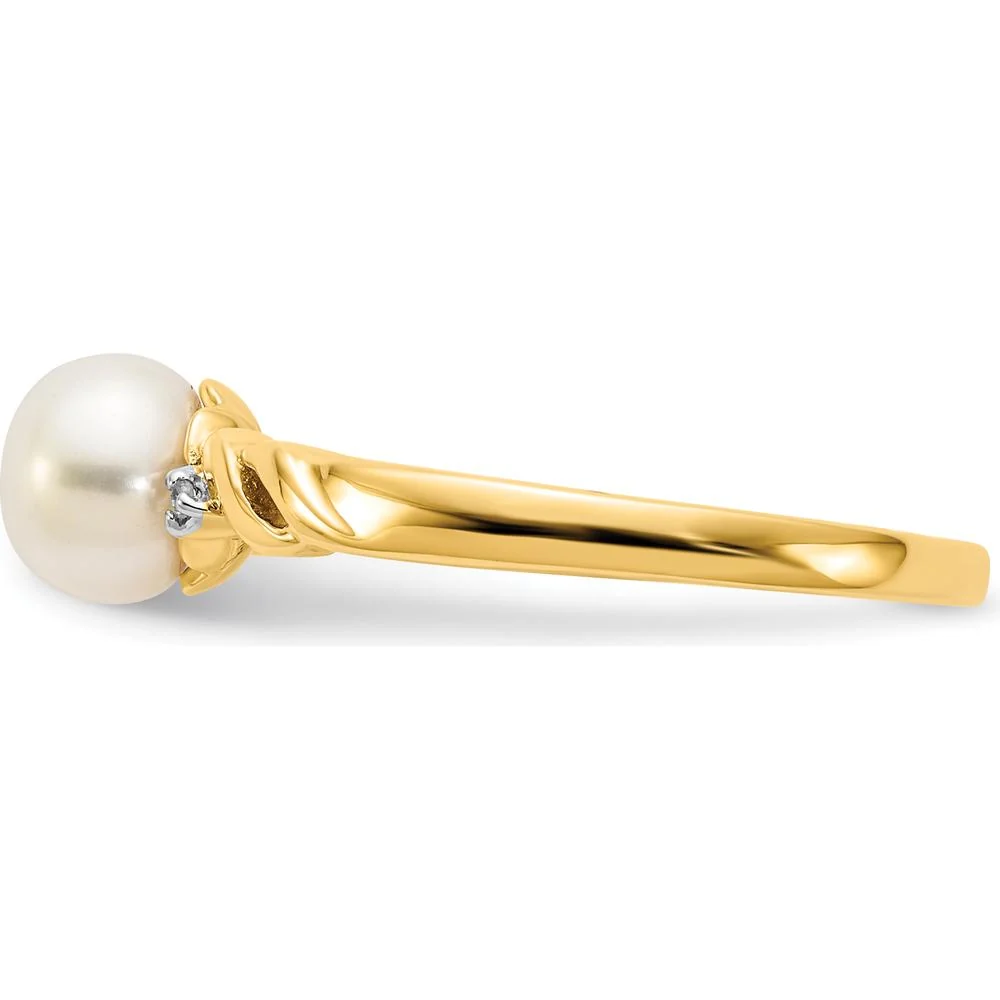 14K Yellow Gold Freshwater Cultured Pearl and Diamond Twist Ring - 0.01 Carat Total Diamond Weight - Size 7 by Monteluci Fine Jewelry - Image 4