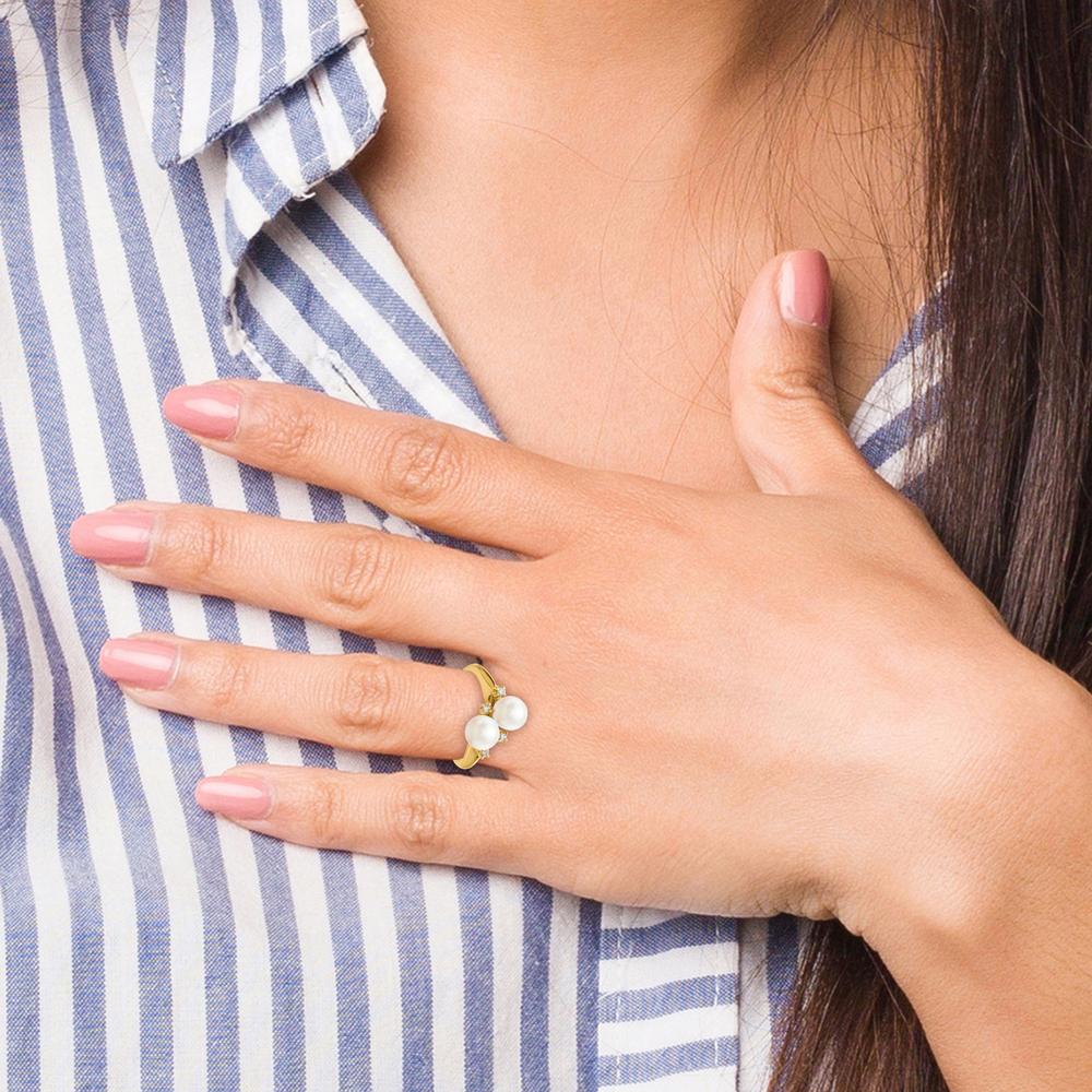 14K Yellow Gold Freshwater Cultured Pearl and Round Diamond Ring - 0.015 Carat Total Diamond Weight - Size 6 by Monteluci Fine Jewelry - Image 6