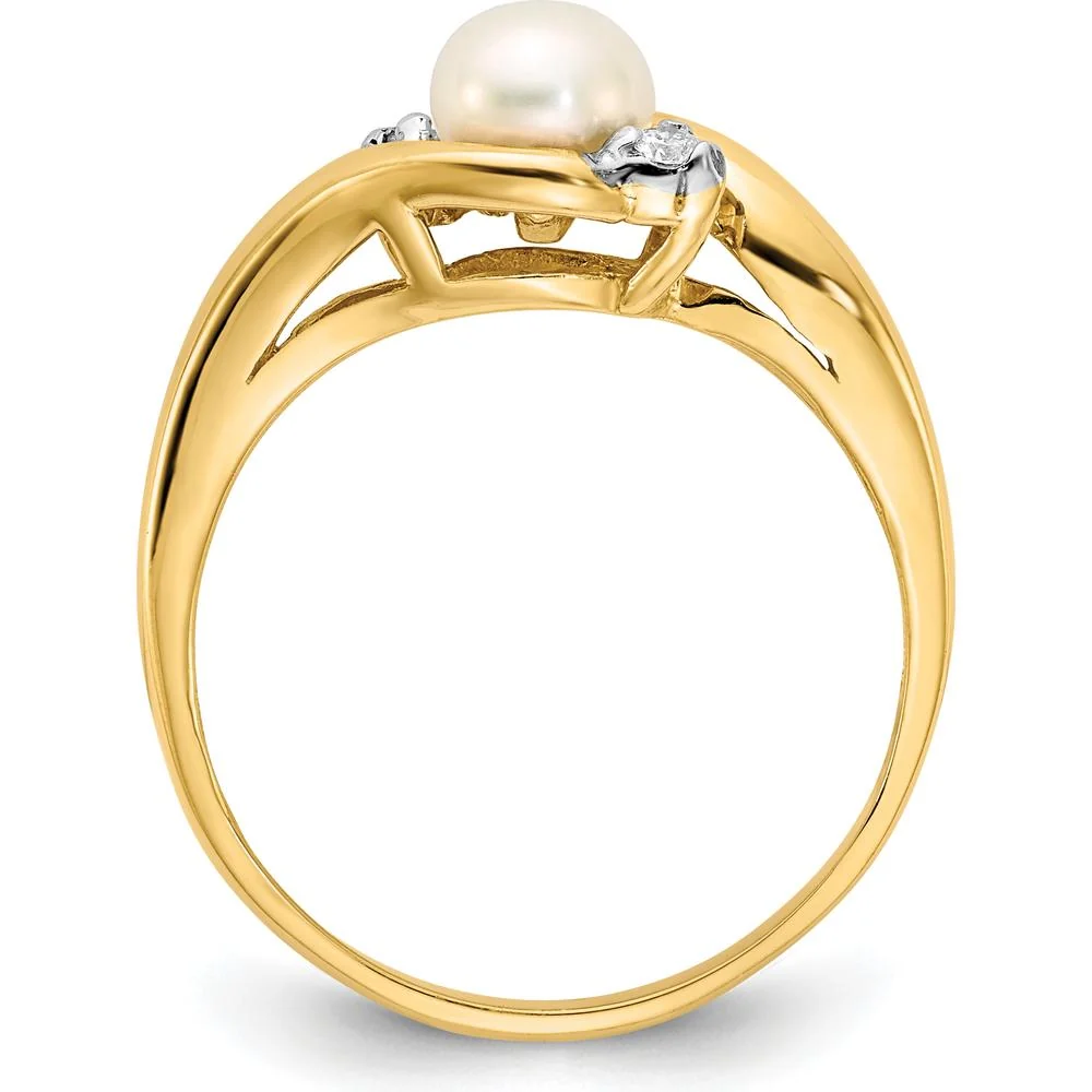 14K Yellow Gold Freshwater Cultured Pearl Ring with 0.04 Carat Diamond Accents - Size 7 by Monteluci Fine Jewelry - Image 2