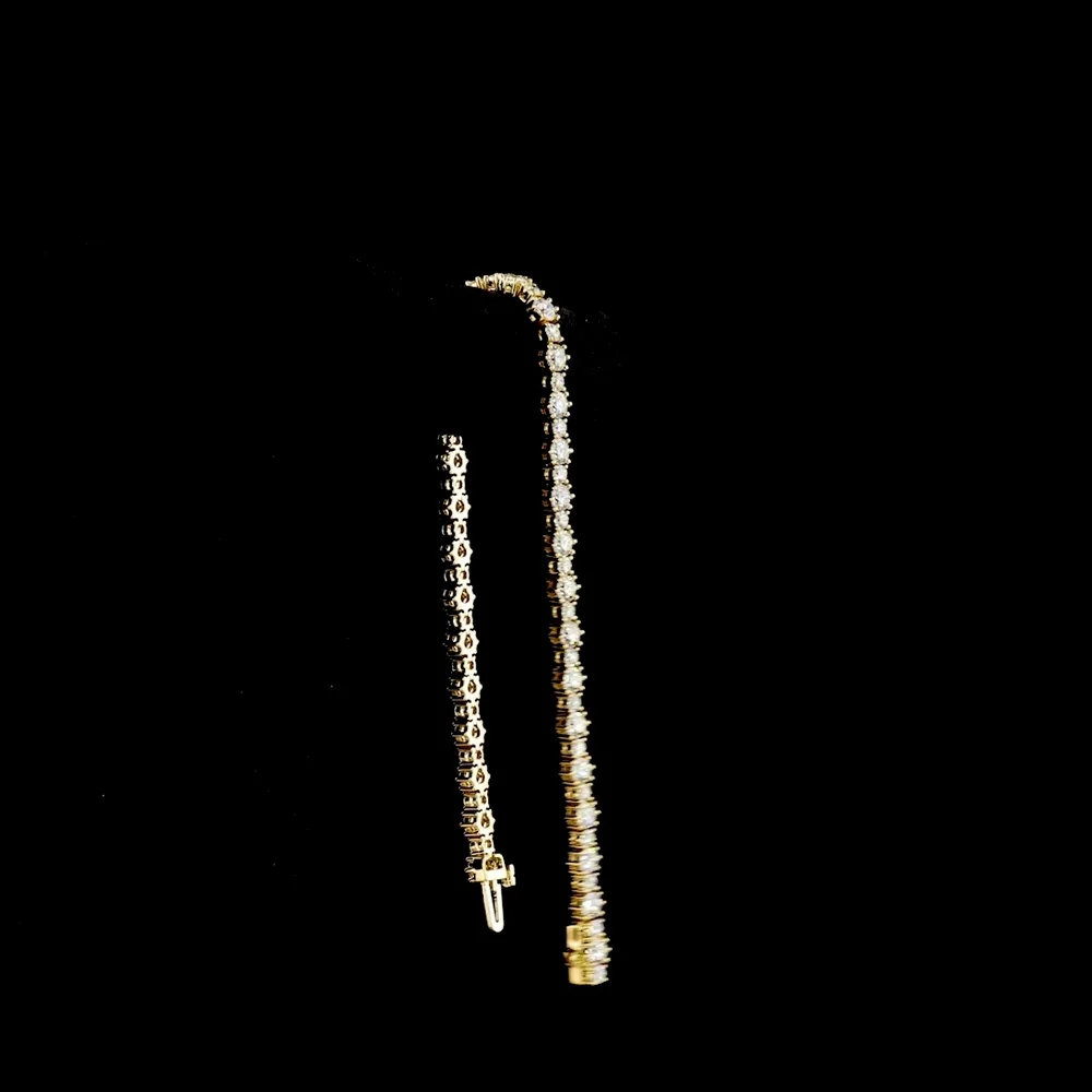 14K Yellow Gold Tennis Bracelet with 58 Round Brilliant Cut Lab Diamonds - 5.80 Carat Total Diamond Weight, E-F VS Clarity - Covaloro Fine Jewelry - Image 3