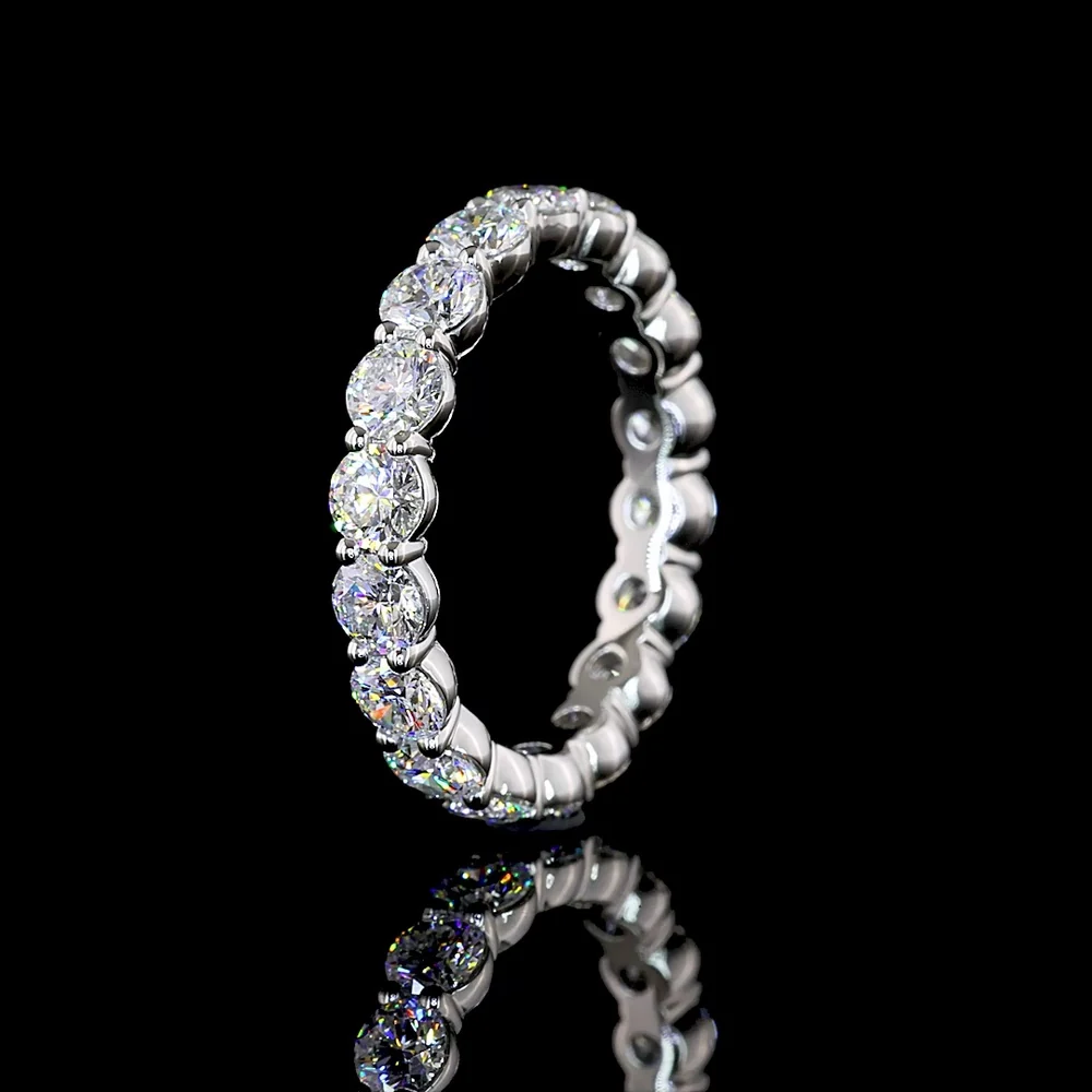 Platinum 2.51 Carats Total Weight Eternity Band with 18 Round Brilliant Cut Lab Diamonds (E-F Color, VS1 Clarity) - Covaloro Fine Jewelry - Image 4