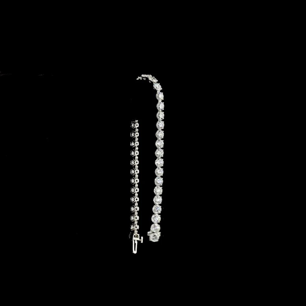 Platinum 7.5" Tennis Bracelet with 37 Prong-Set Round Lab Diamonds - 11.40 Carat Total Weight, E-F Color VS Clarity - Covaloro Fine Jewelry - Image 3