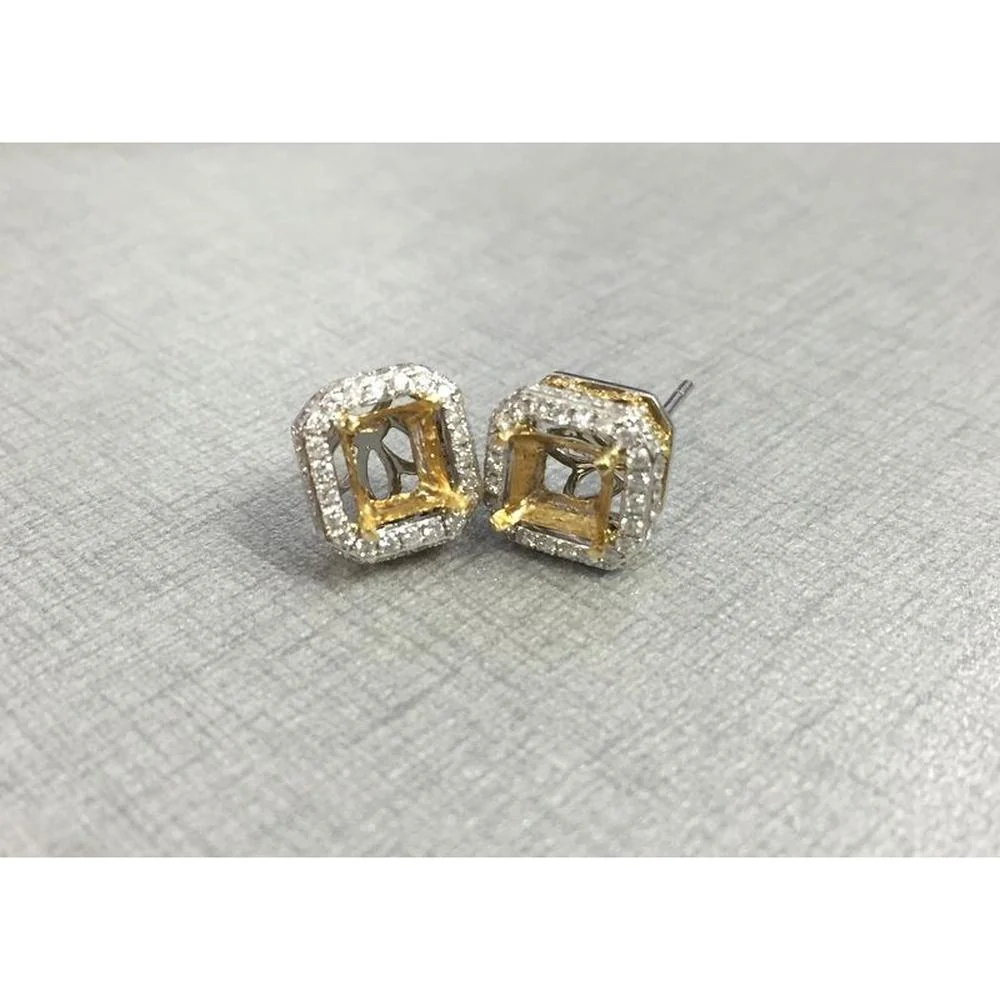 Roman & Jules - 18K White and Yellow Gold Stud Earrings with Fancy Yellow Diamonds and Halo of Round White Diamonds - 1.20 Carat Total Diamond Weight