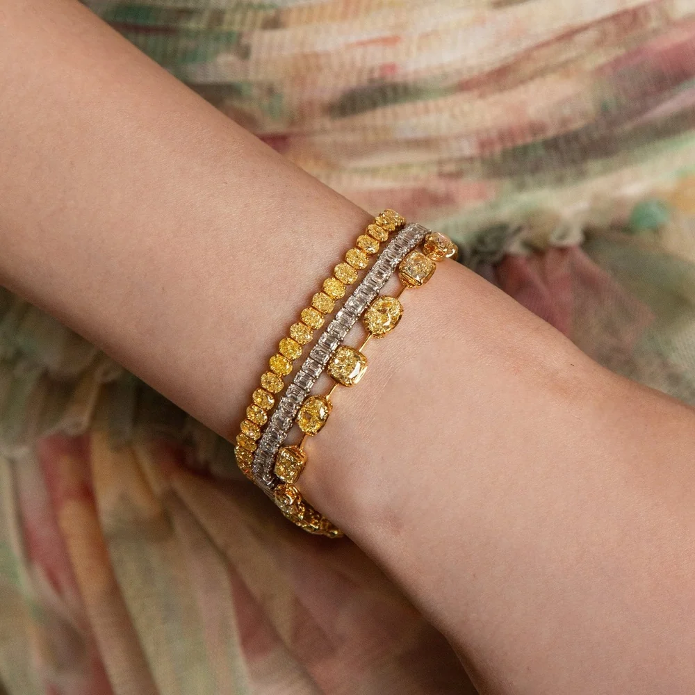 Ruchi New York - Fenice 10.97 Carat Fancy Yellow Diamond Tennis Bracelet in 18K Yellow Gold - Image 3