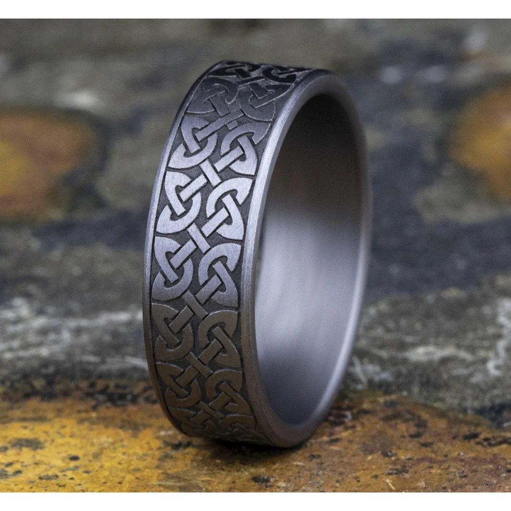 The Blarney Men's Wedding Band in Grey Tantalum - 7mm Width by Tantalum - Image 4