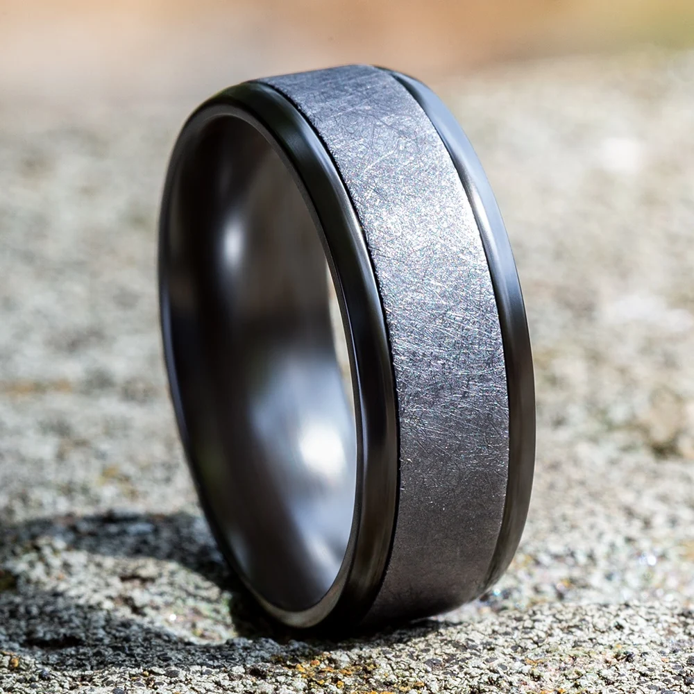 The Knight Men's Wedding Band in Black Titanium and Grey Tantalum - 8mm Width by Tantalum - Image 4